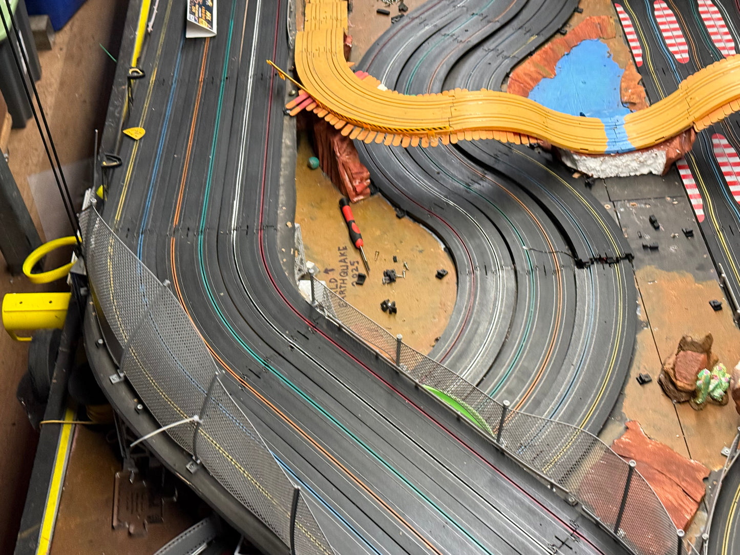 ThunderMesh - Raceway Fencing