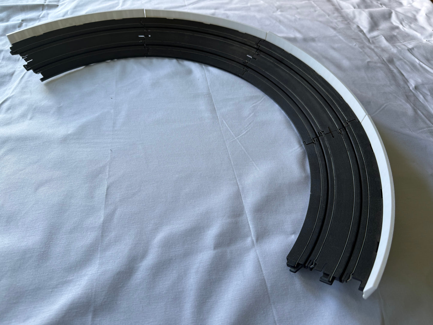 ThunderWall - Banked Turn Outer Barrier -  AFX / AutoWorld compatible