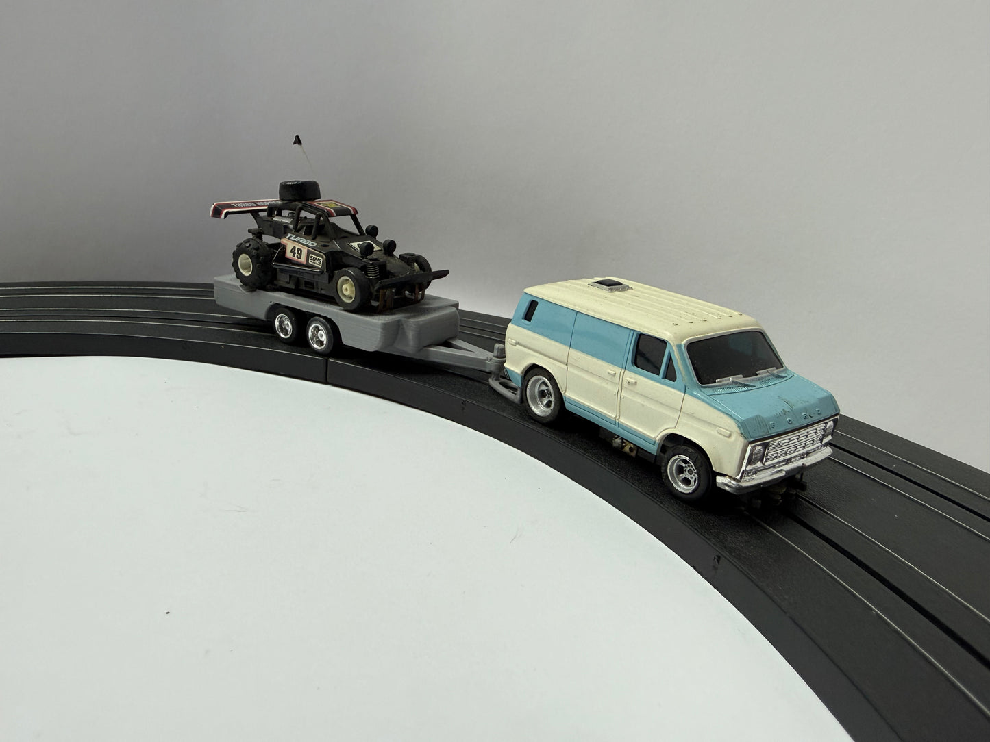 THUNDERMOBILE - Car Hauler