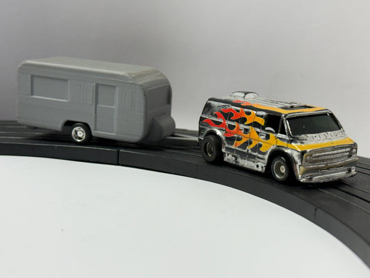 THUNDERMOBILE - Caravan