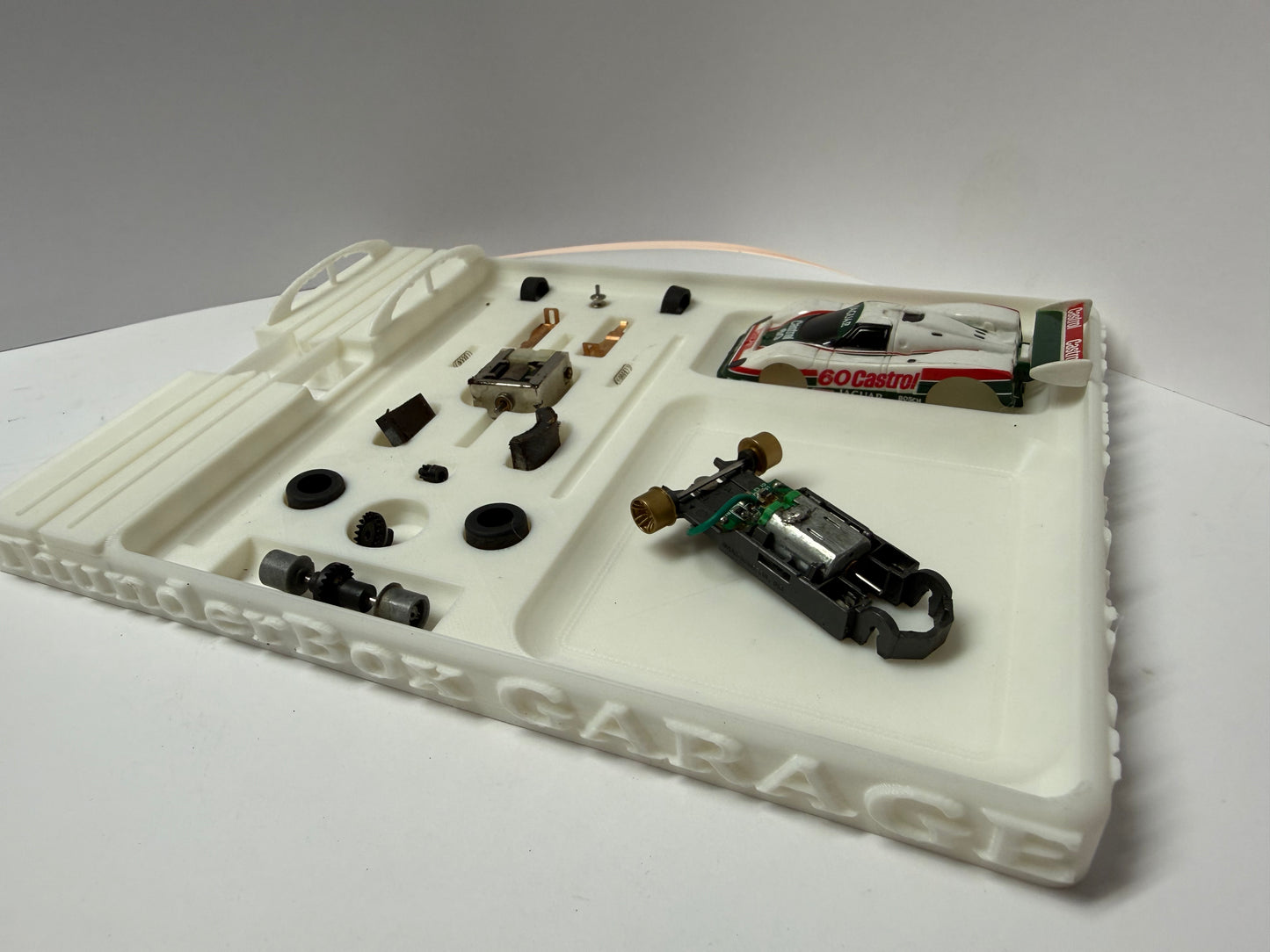 THUNDERTRAY – Build Box