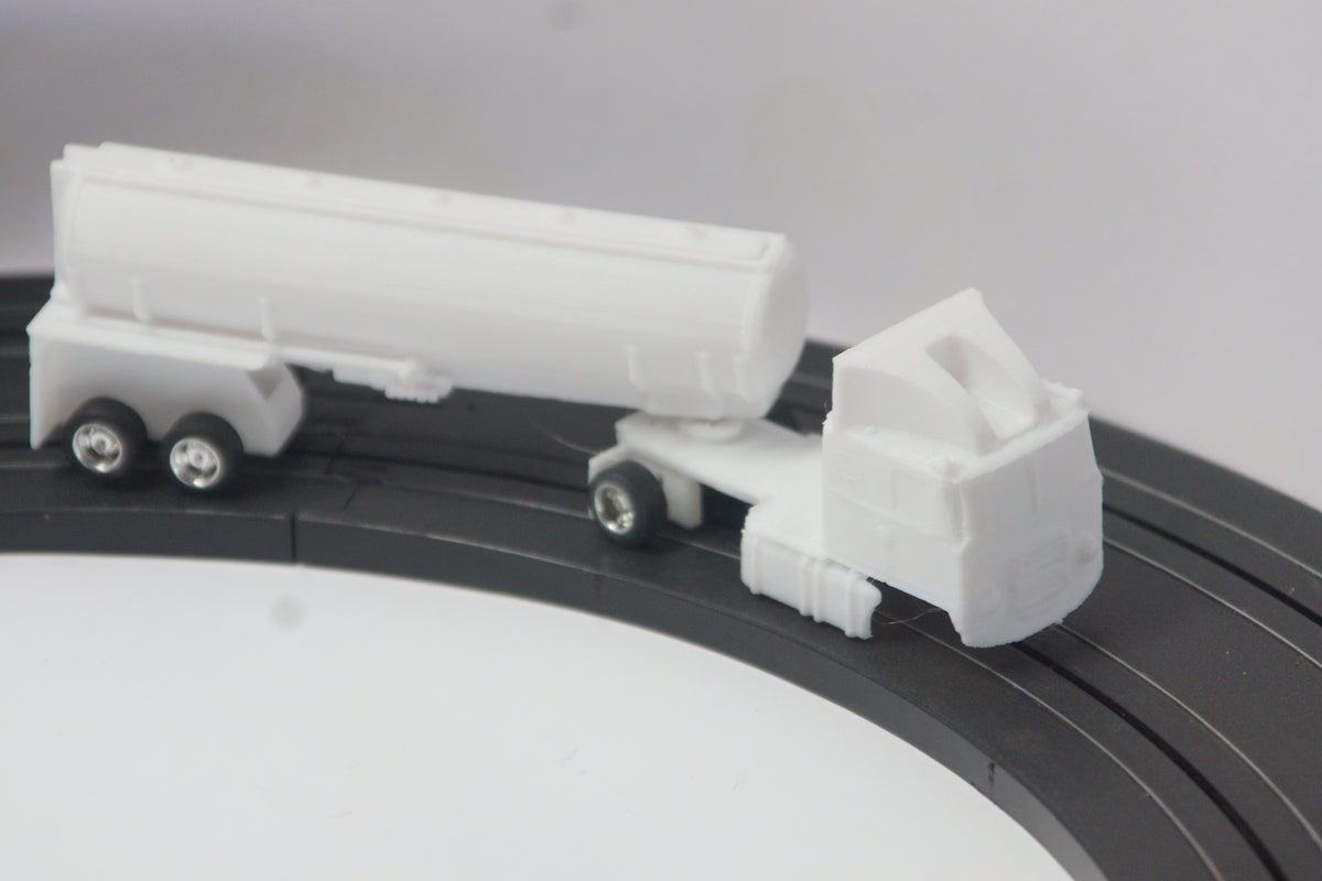 THUNDERMOBILE – Truck Body and trailer